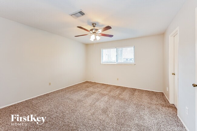 Building Photo - 3727 Windy Haven Dr