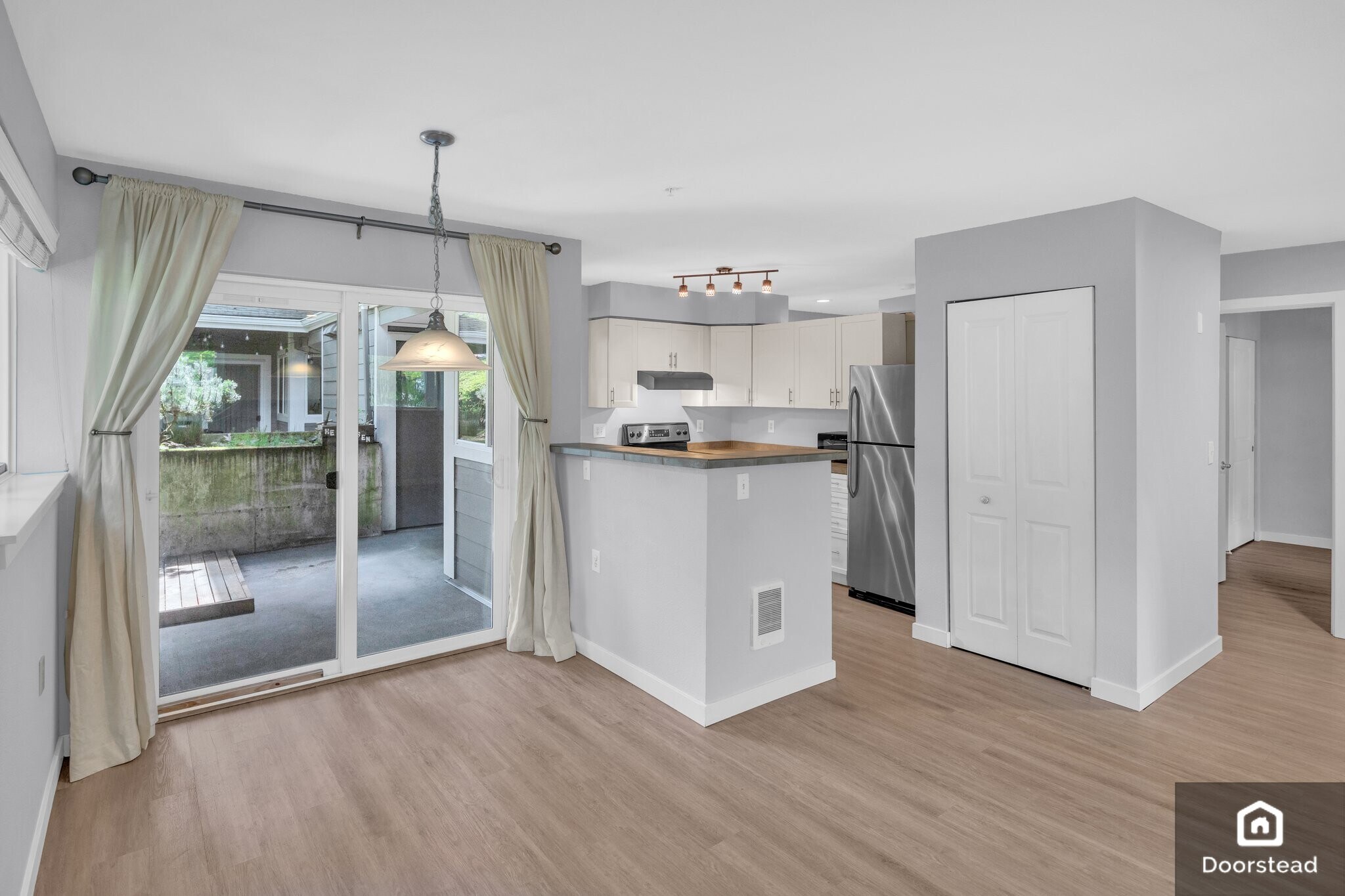 Building Photo - 3908 243rd Pl SE