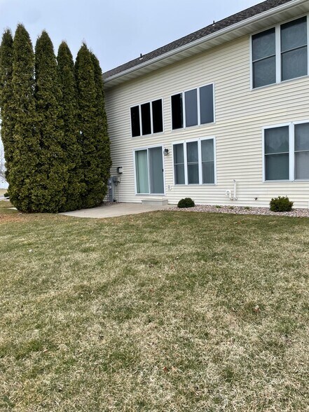 Private Patio - 2034 River Point Ct