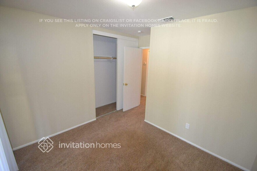 Building Photo - 5437 Burr Oak Way