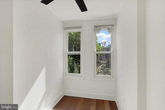 Building Photo - 2636 Manton St