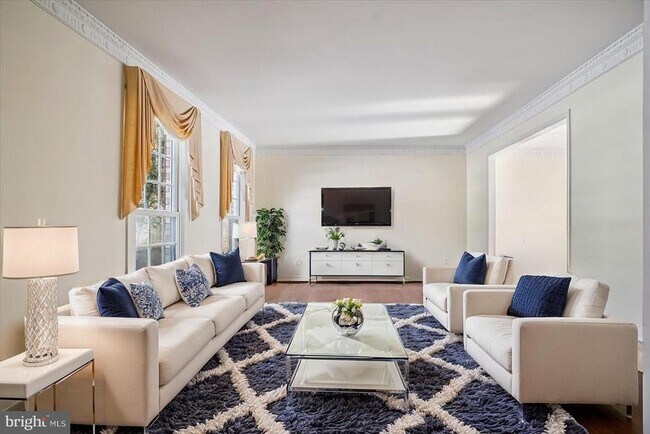 Building Photo - 1221 Forestville Dr