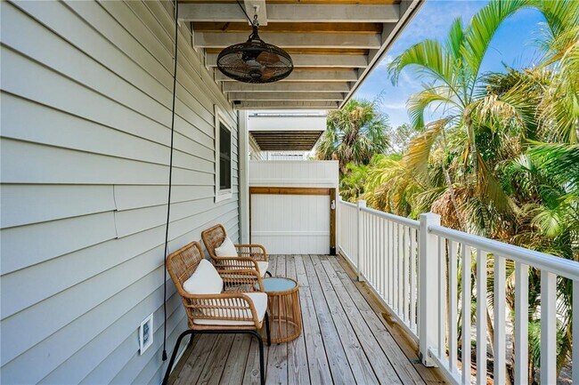 Building Photo - 115 Canal Ave S