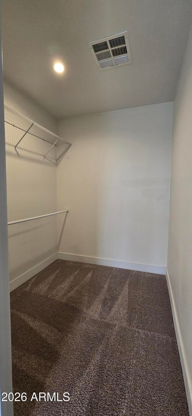 Building Photo - 506 S Hardy Dr