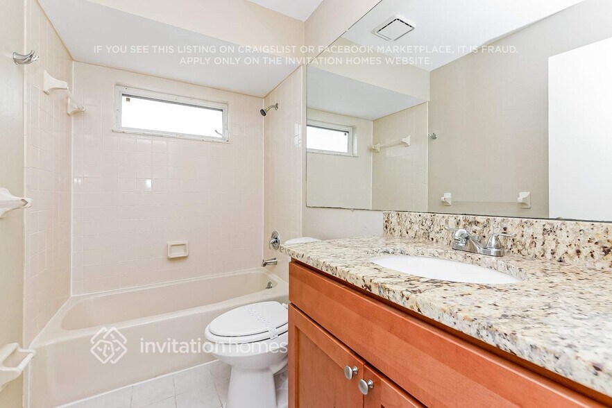 Building Photo - 920 49th St Cir E