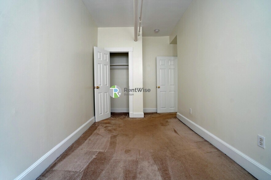 Building Photo - 14 Orkney Rd