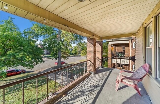 Building Photo - 14724 Clifton Blvd