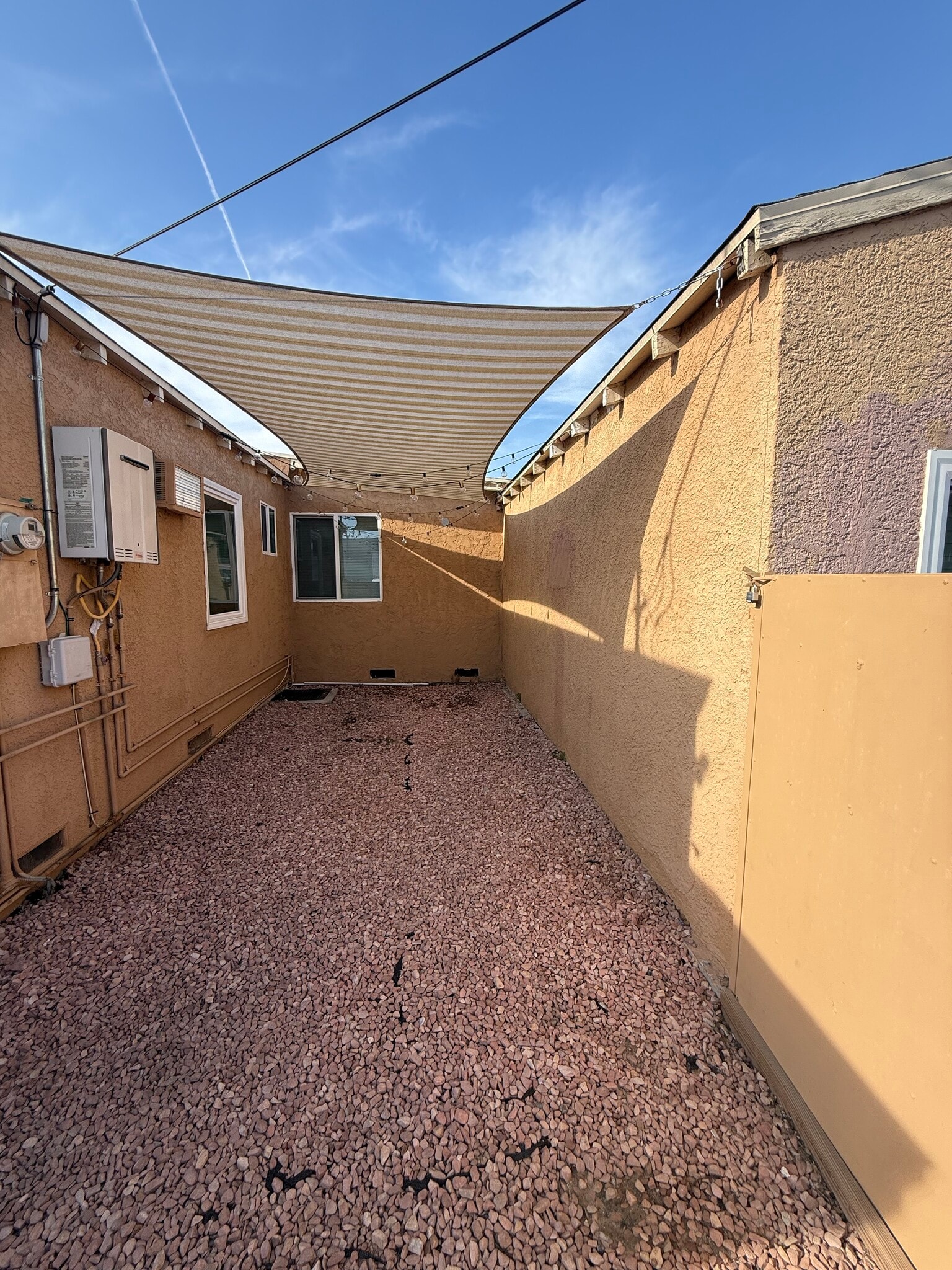 Building Photo - 410 N Glenwood Pl