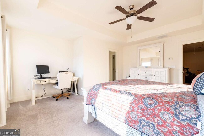 Building Photo - 46 Cannondale Dr