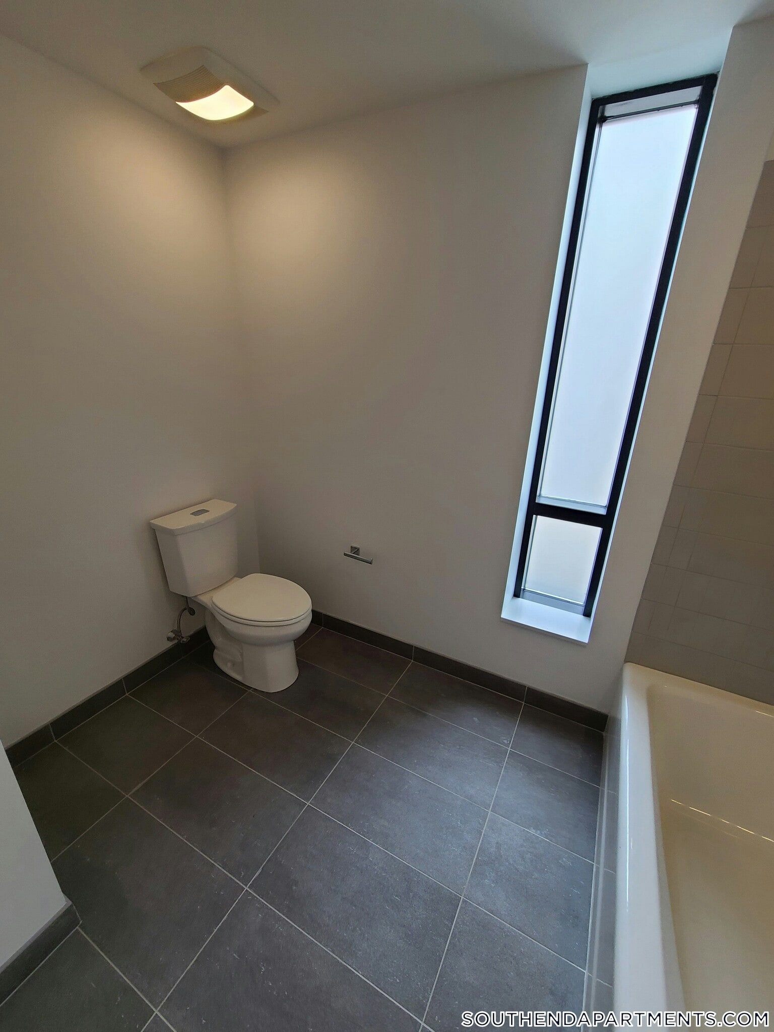 Building Photo - 150 Camden St