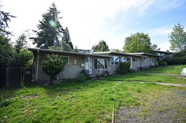 Building Photo - 27-12695-12699