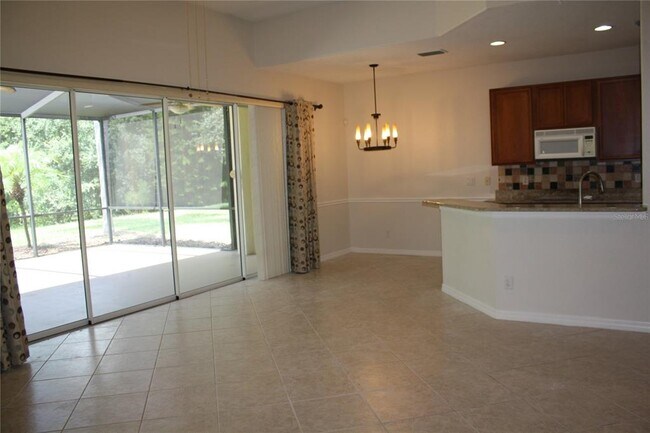 Building Photo - 9115 Pinebreeze Dr