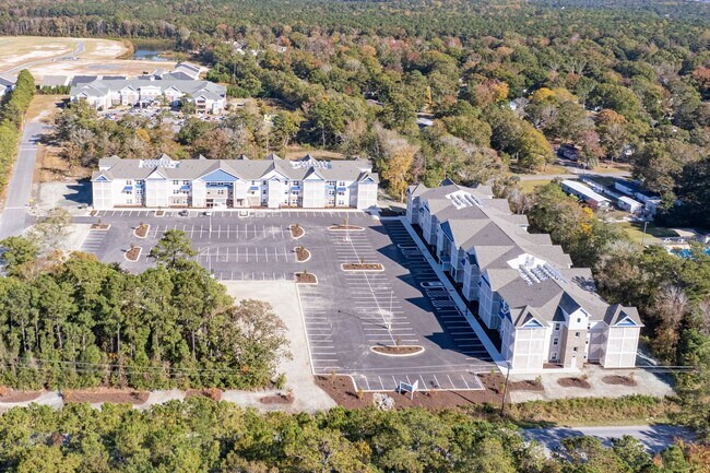 Building Photo - Brand New, 1 bedroom in Beacon Landing- With Elevator!