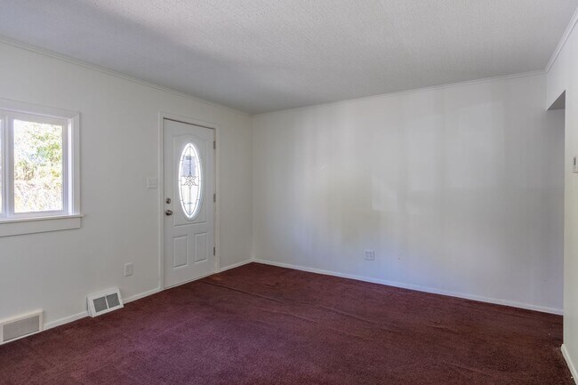 Building Photo - 1423 Ridge Ave