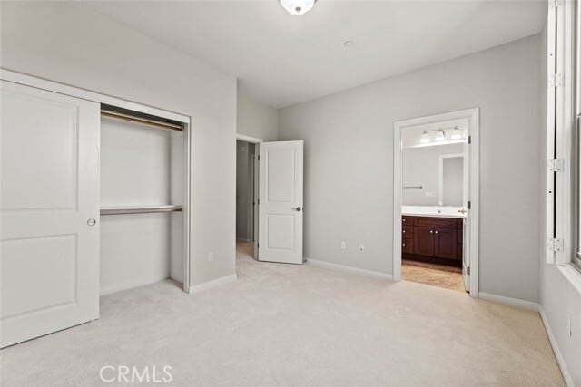 Building Photo - 111 Thornhurst