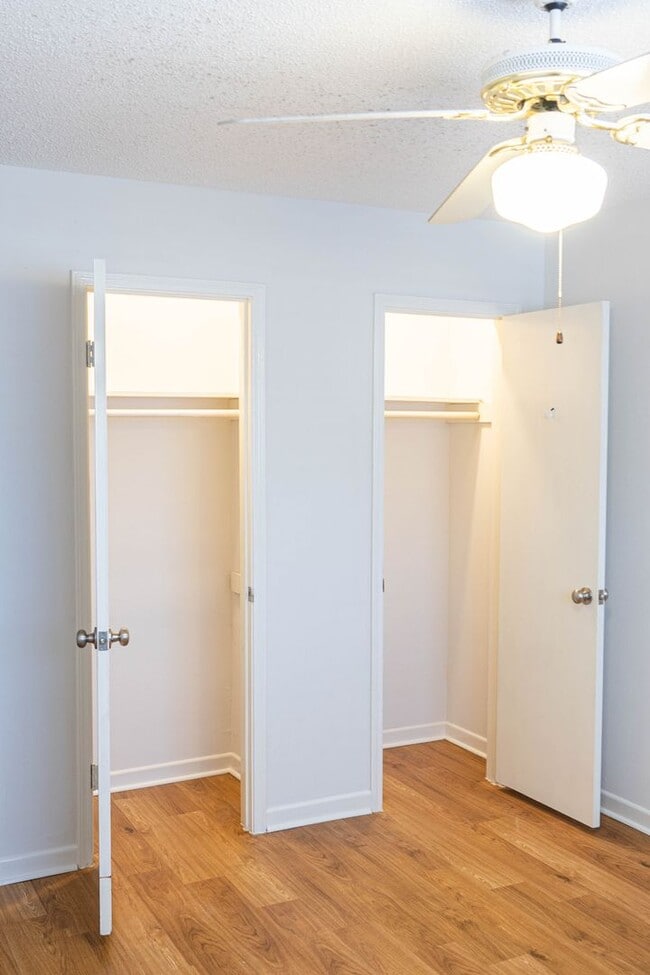 Building Photo - 6508-6510 Alford