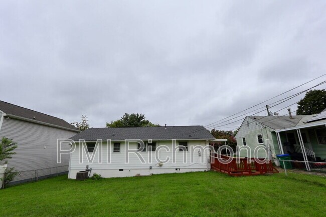 Building Photo - 1806 Powhatan St