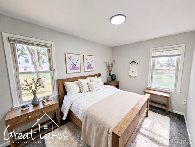 Building Photo - Lovely 3 Bedroom 1 Bathroom now available ...