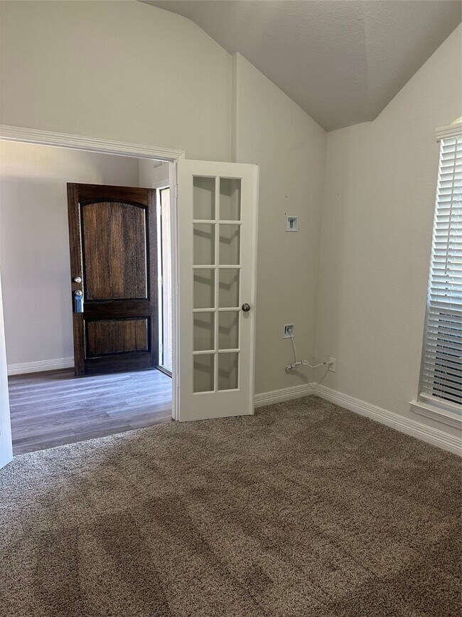 Building Photo - 5299 Cascade Ct