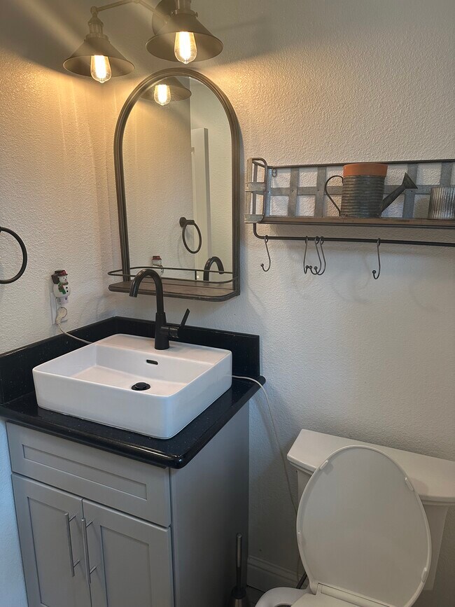 Building Photo - 17712 Minnow Way