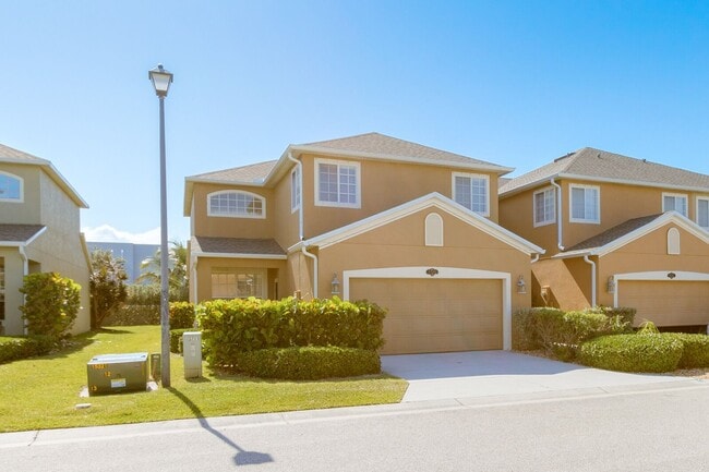 Building Photo - 3701 Titanic Cir