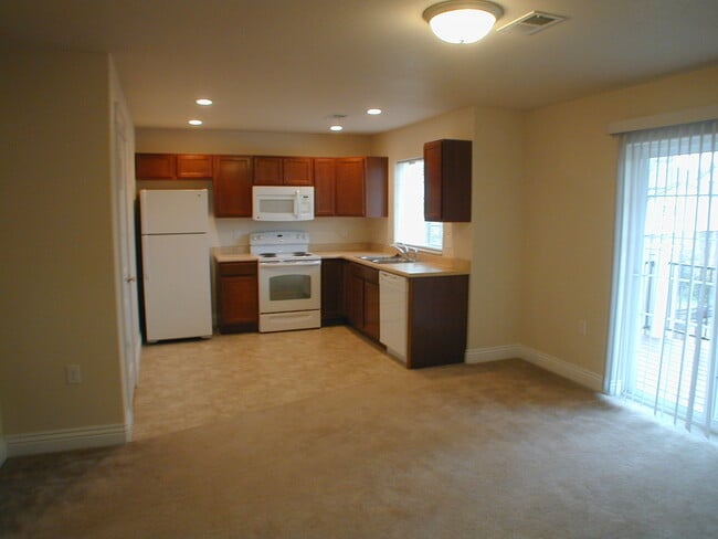 Building Photo - 110 Montalto Dr