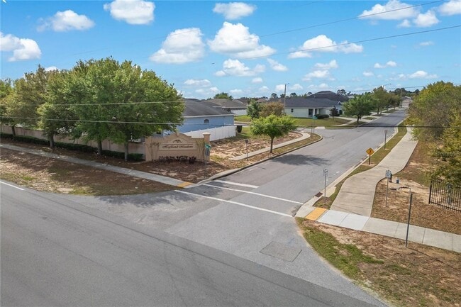 Building Photo - 520 Pheasant Dr