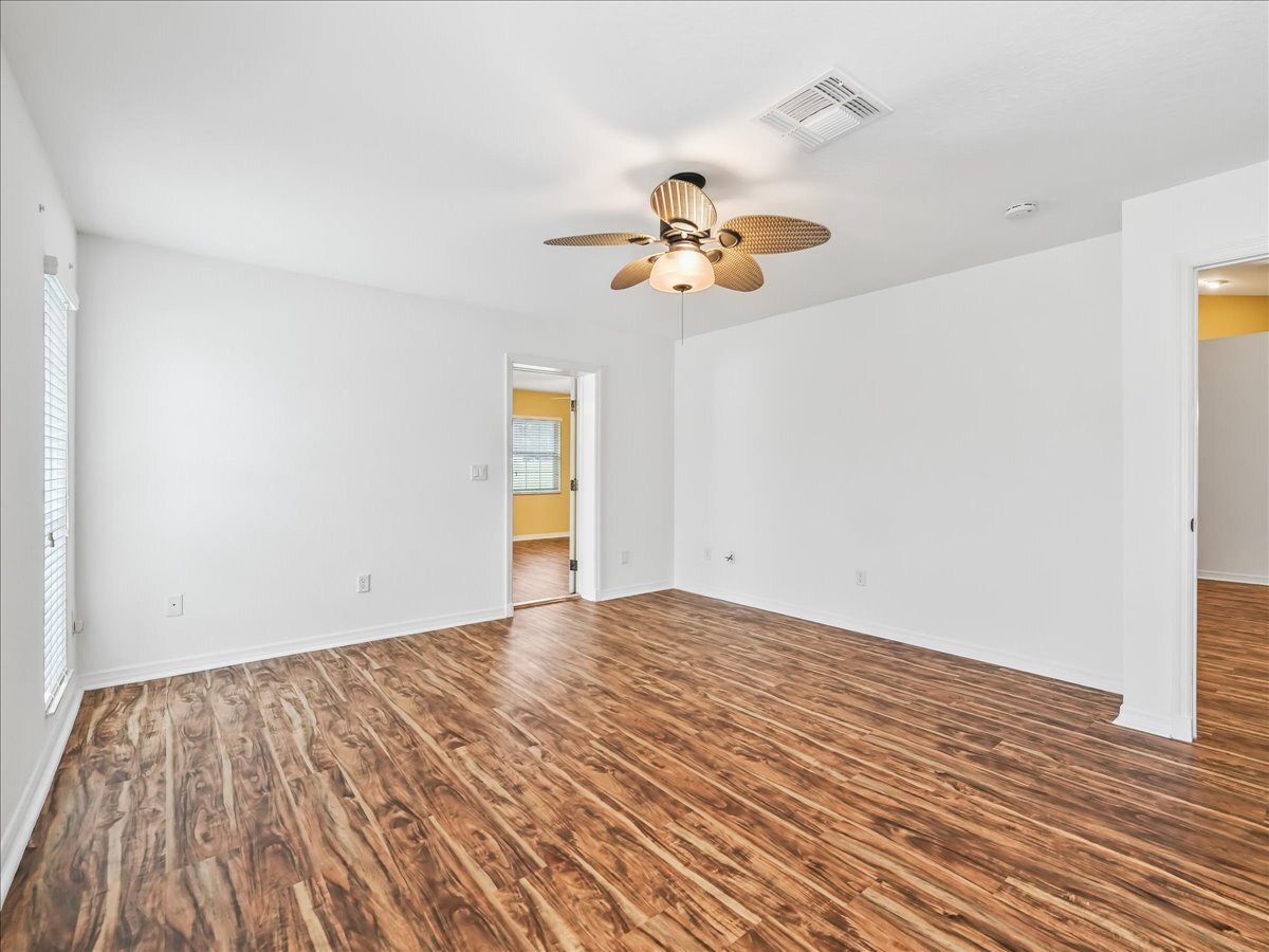 Master Bedroom Unstaged - 11025 SE 174th Loop