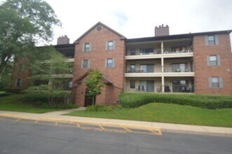 Building Photo - 651 Hapsfield Ln