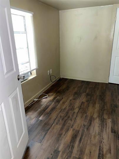 Building Photo - 1000 Chihuahua St