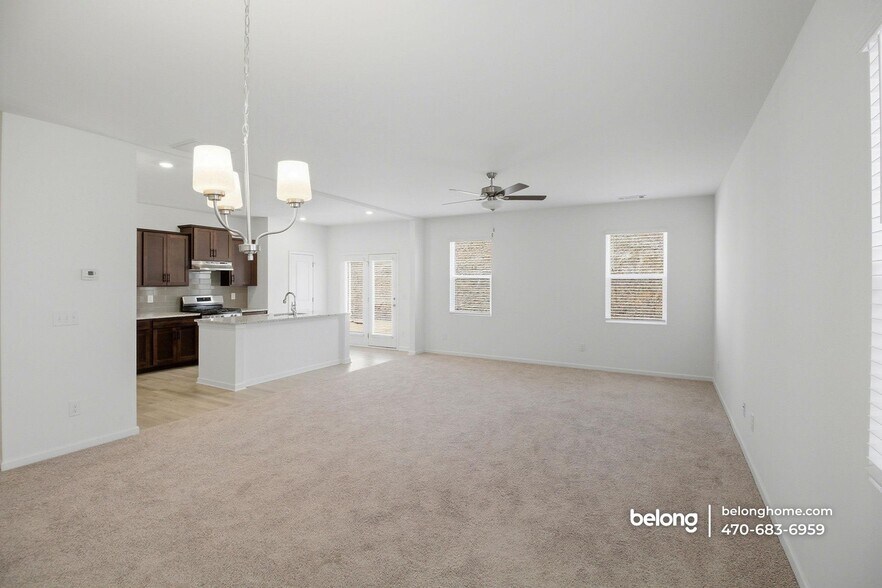 Building Photo - 101 Parkwood Dr