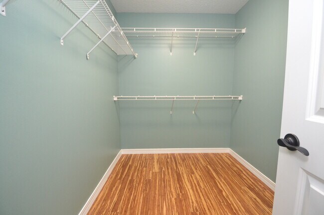 Building Photo - Gorgeous Upgrades!! St. Augustine Beach 2/...