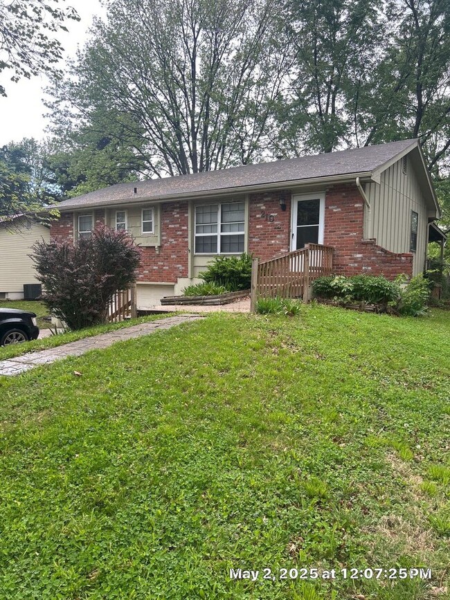Primary Photo - AVAILABLE! Beautiful 3 Bedroom Home in Nor...