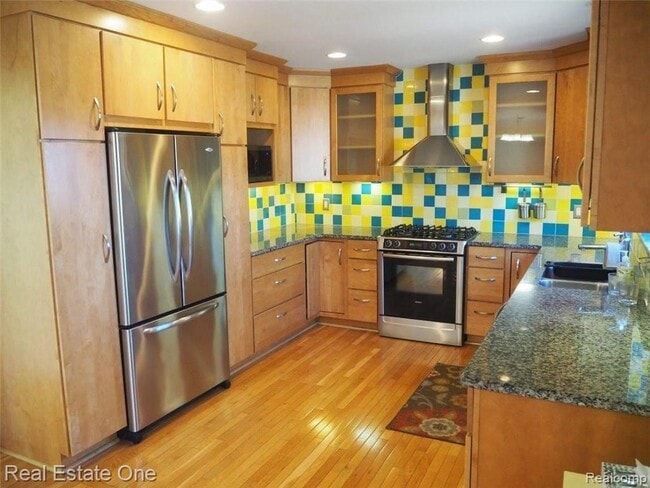 Building Photo - 5837 Folkstone Dr