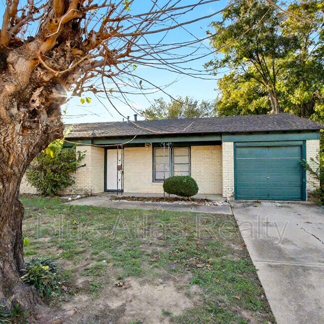 Building Photo - 4204 Pate Dr