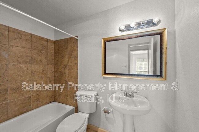 Building Photo - 8510 Gatlinburg Dr