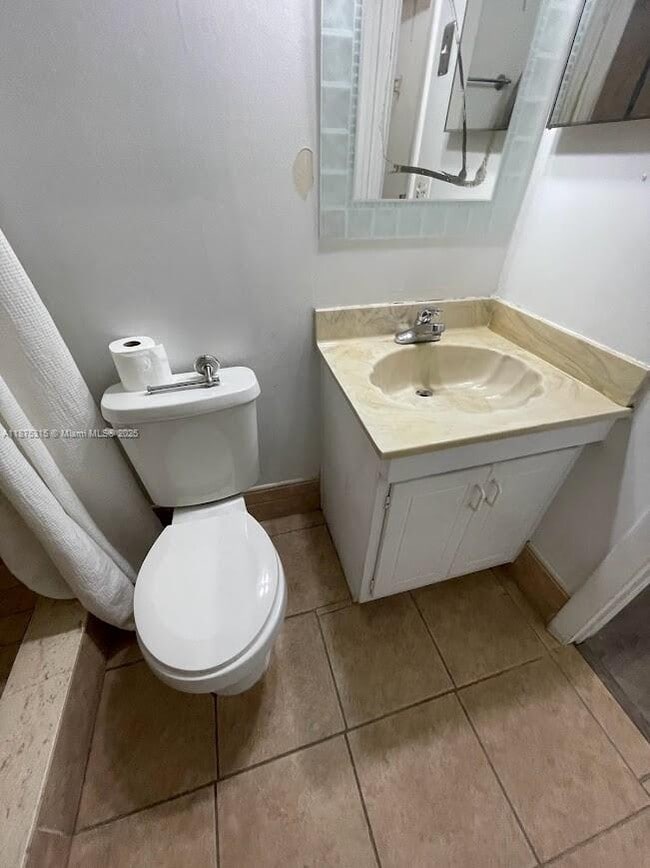 Building Photo - 2510 SW 81st Ave