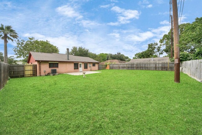 Building Photo - 2614 Cobble Ridge Dr