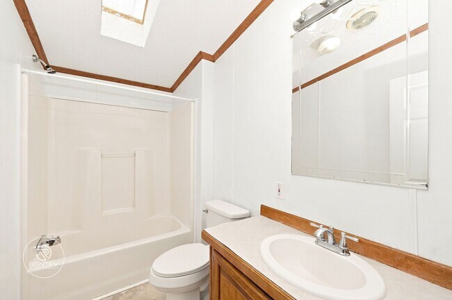 Building Photo - 147 Purity Dr