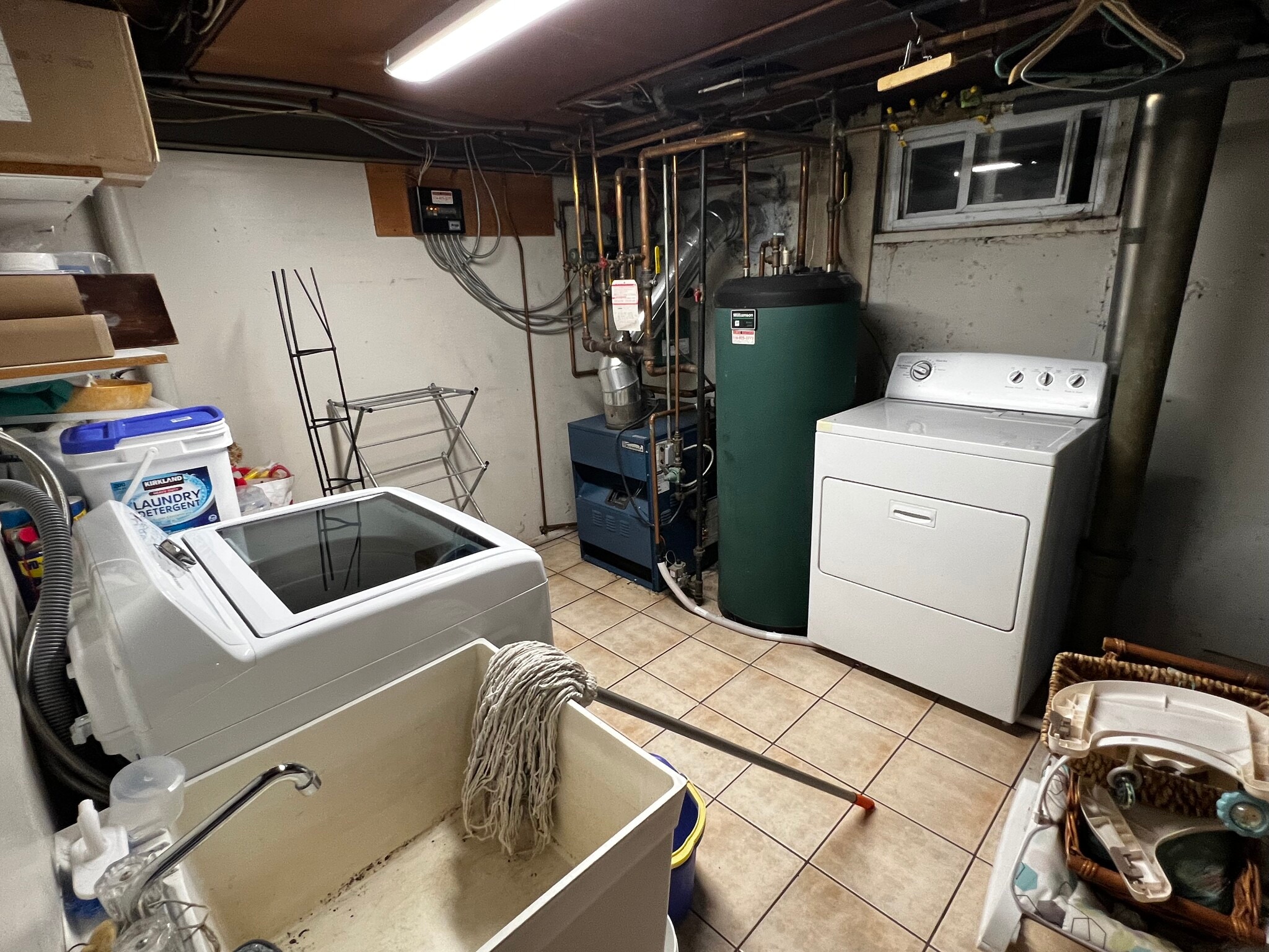 Building Photo - 225 Travis Ave