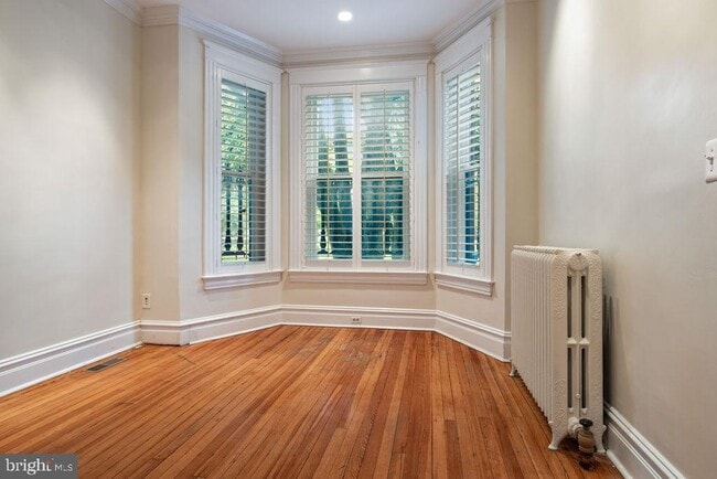 Building Photo - 1120 East Capitol St NE