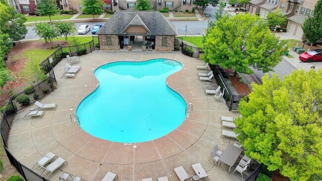 Building Photo - 812 Red Hart Ln