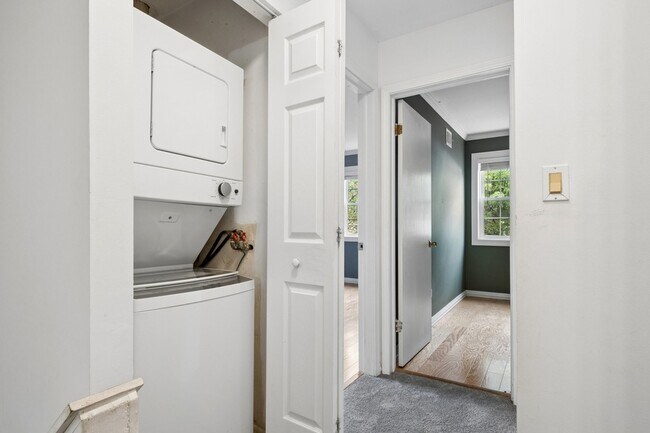 Building Photo - 1229 Nova Ct