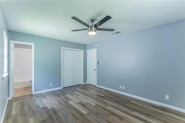 Building Photo - 1171 Angelina St