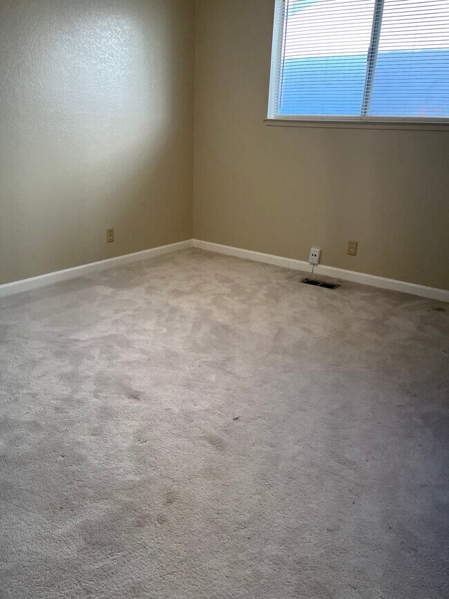 Building Photo - 3164 Brandywine Dr