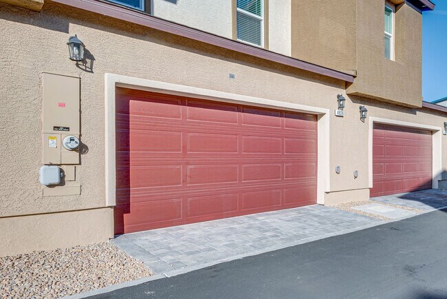 Building Photo - 4826 Wine Rdg Ave