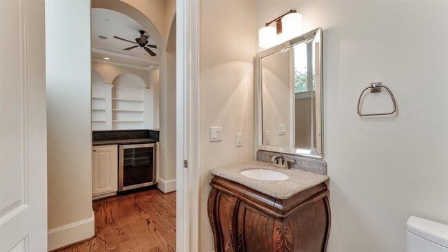 Building Photo - 1700 Sunset Blvd