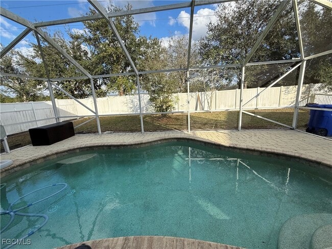 Building Photo - 8258 Silver Birch Way