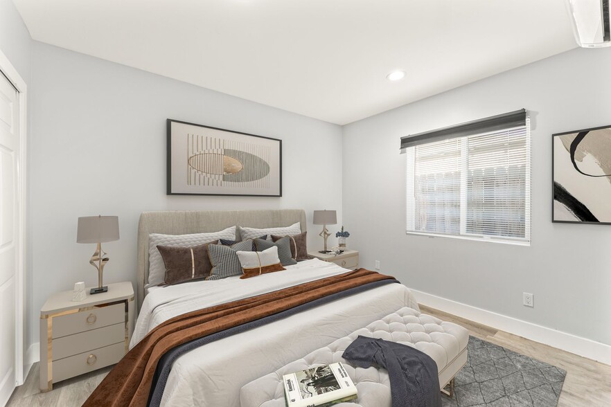 Building Photo - 1629 W Summit St