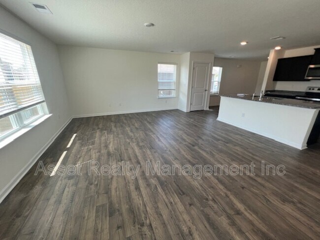 Building Photo - 3031 Nicole Cir